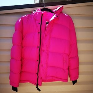 Rare TNA Super Puff in Neon Pink